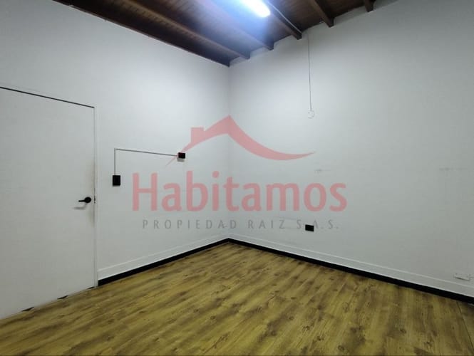 Local en arriendo en Conquistadores, Medellín, 225 m² · foto 11 de 18