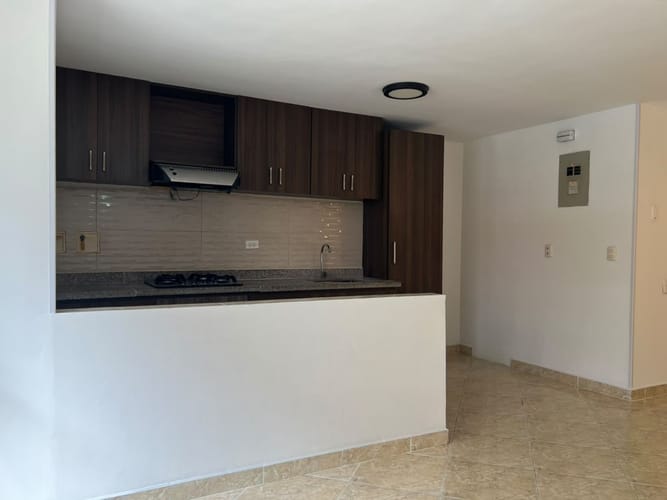 Apartamento de 3 alcobas en arriendo en La Inmaculada, Envigado, 70 m² · foto 5 de 15