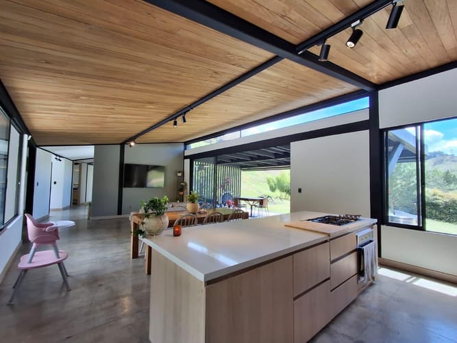 Finca en venta en El Retiro, 240 m² · foto 4 de 12