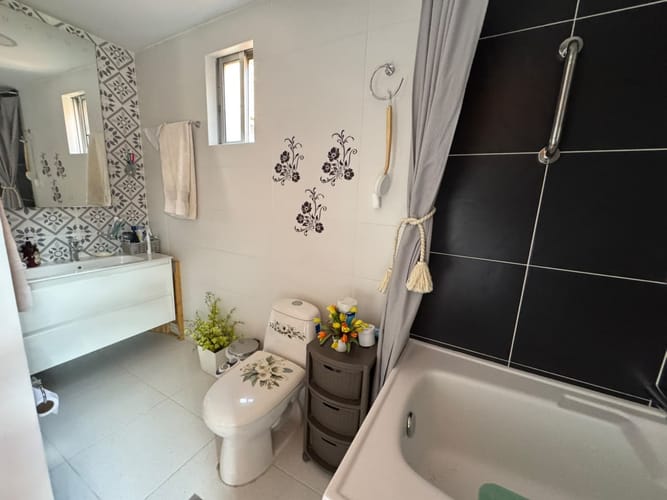 Apartamento en venta en La Castellana, Medellín · foto 4 de 13