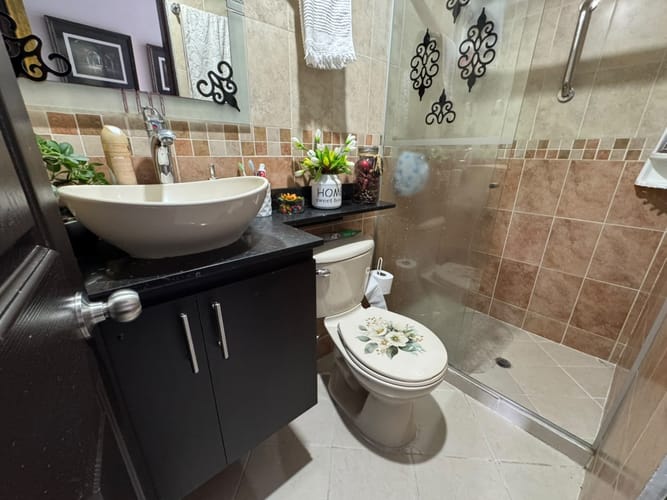 Apartamento en venta en La Castellana, Medellín · foto 6 de 13