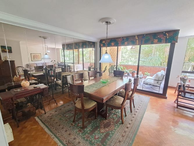 Apartamento de 3 alcobas en arriendo en Las Lomas, Medellín, 183 m² · foto 4 de 19