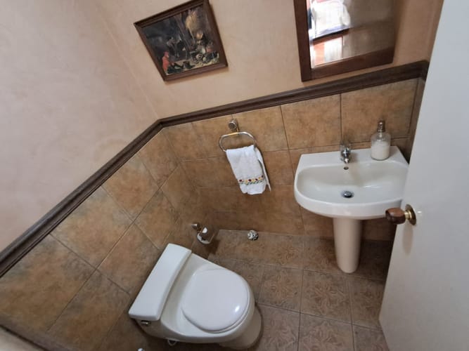 Apartamento de 3 alcobas en arriendo en Las Lomas, Medellín, 183 m² · foto 5 de 19