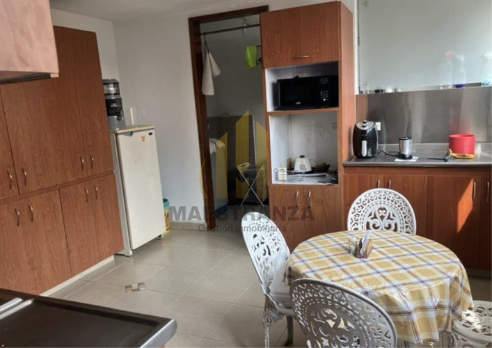 Apartamento de 3 alcobas en venta en Quinta Camacho, Bogotá, 195 m² · foto 8 de 21