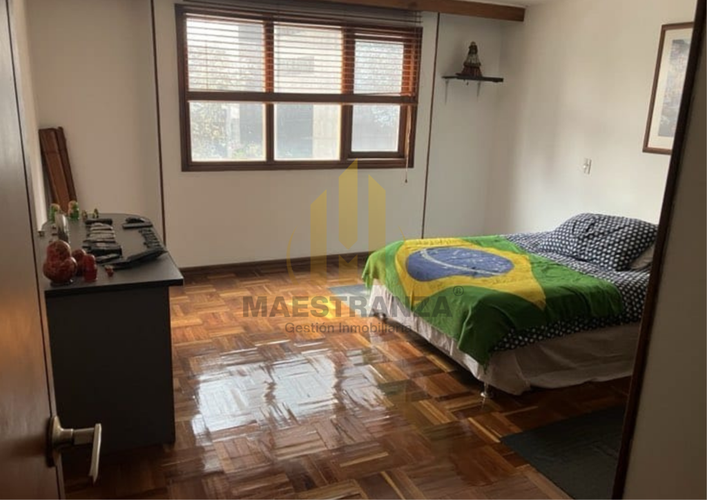 Apartamento de 3 alcobas en venta en Quinta Camacho, Bogotá, 195 m² · foto 14 de 21