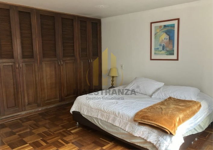Apartamento de 3 alcobas en venta en Quinta Camacho, Bogotá, 195 m² · foto 19 de 21