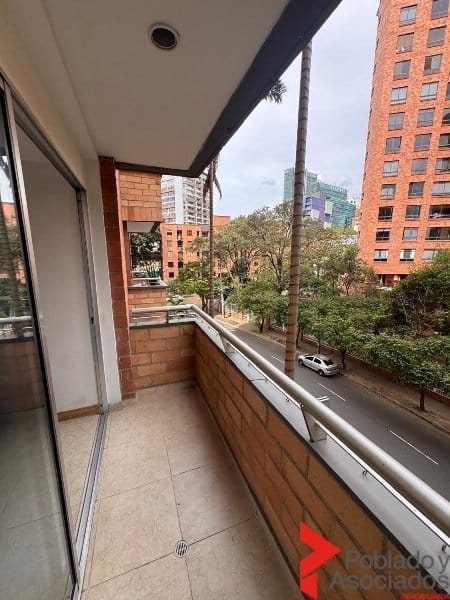 Apartamento de 3 alcobas en arriendo en Patio Bonito, Medellín, 107 m² · foto 7 de 24