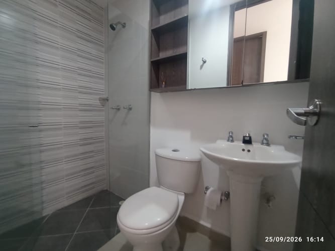 Apartamento de 3 alcobas en arriendo en Vegas De La Doctora, Sabaneta, 84 m² · foto 9 de 17