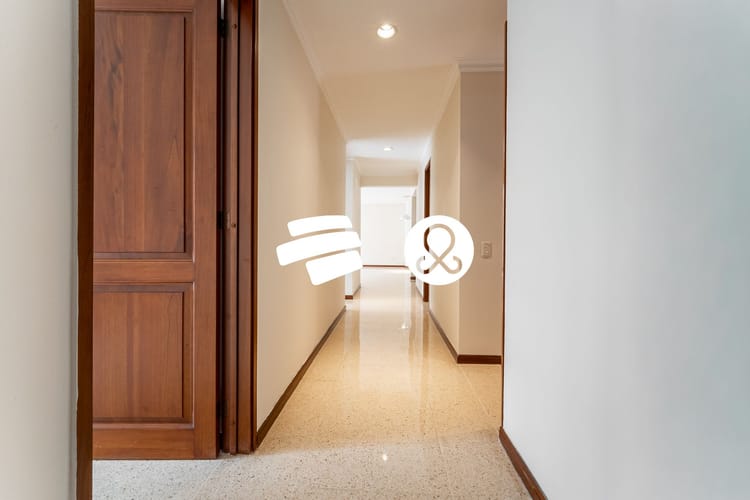 Apartamento de 3 alcobas en venta en Laureles, Medellín, 145 m² · foto 14 de 18
