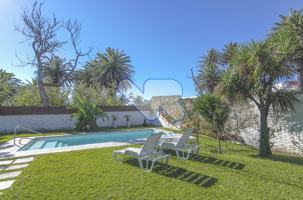 Venta y Alquiler Anual Casa 6D y dep de serv con Piscina climatizada y Barbacoa Península · Foto 3