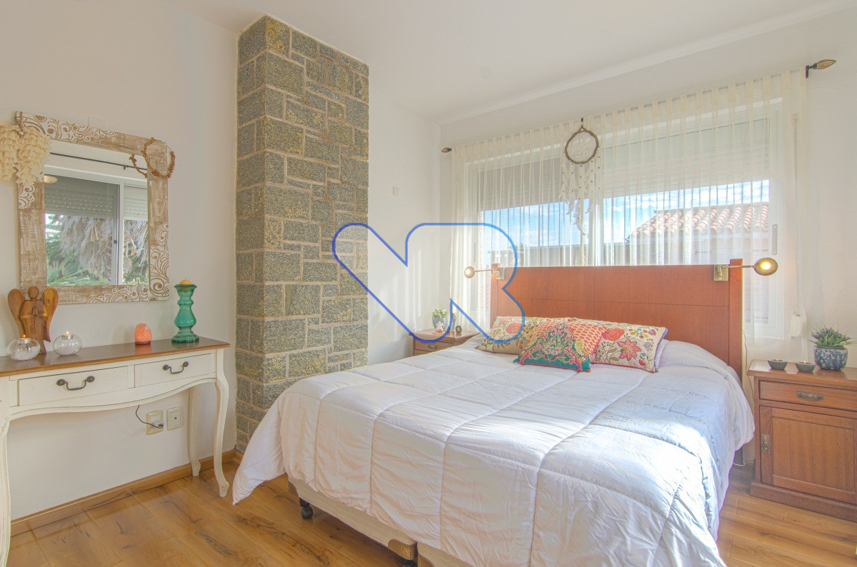 Venta y Alquiler Anual Casa 6D y dep de serv con Piscina climatizada y Barbacoa Península · Foto 7