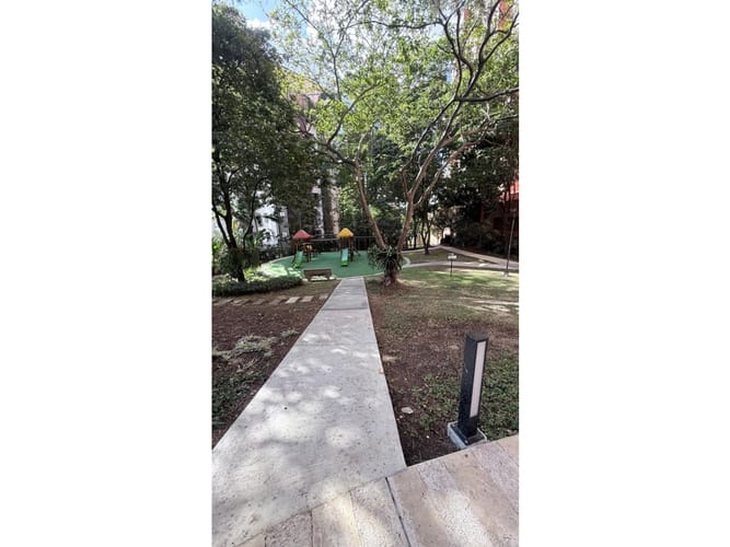Apartamento de 3 alcobas en venta en Los Balsos, Medellín, 167 m² · foto 11 de 24