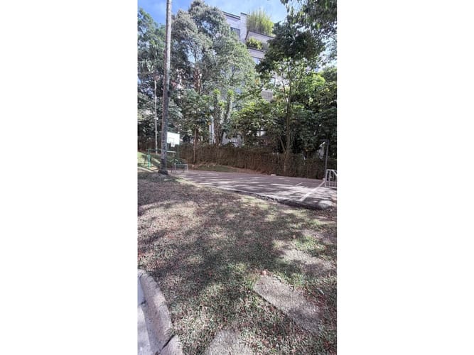 Apartamento de 3 alcobas en venta en Los Balsos, Medellín, 167 m² · foto 14 de 24