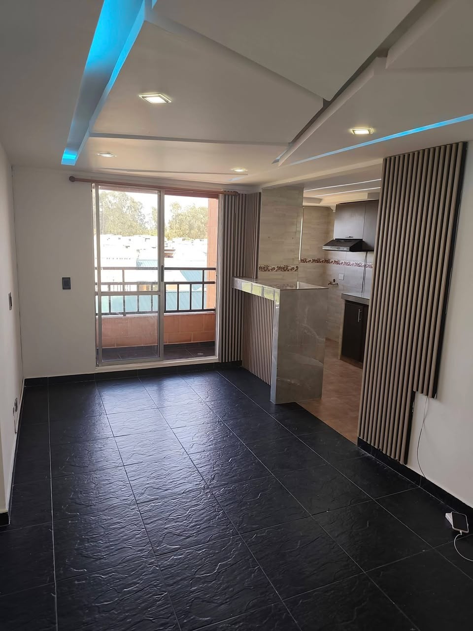 Apartamento en venta en Fontanar Del Río, Bogotá · foto 2 de 17