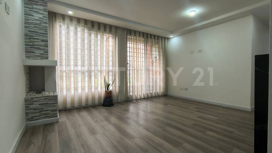 Apartamento de 3 alcobas en venta en La Prosperidad, Madrid, 63 m² · foto 2 de 19