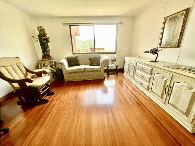 Apartamento de 3 alcobas en venta en Lalinde, Medellín, 226 m² · foto 13 de 19