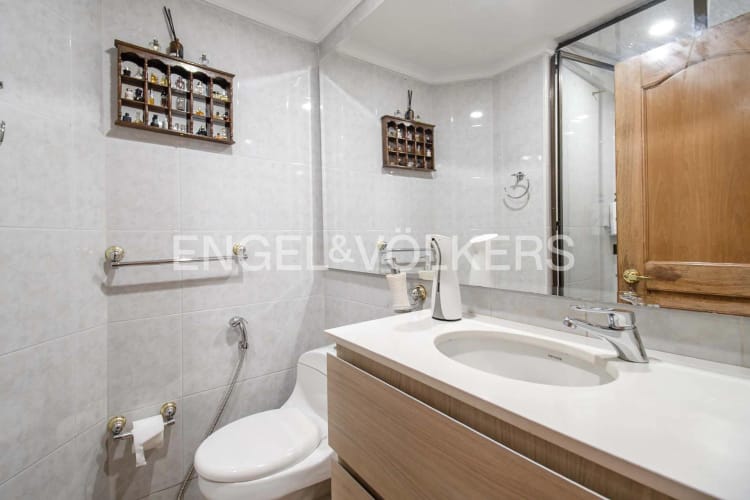 Apartamento de 5 alcobas en venta en Santa Barbara Occidental, Bogotá, 175 m² · foto 13 de 24
