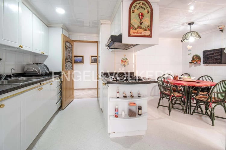 Apartamento de 5 alcobas en venta en Santa Barbara Occidental, Bogotá, 175 m² · foto 12 de 24