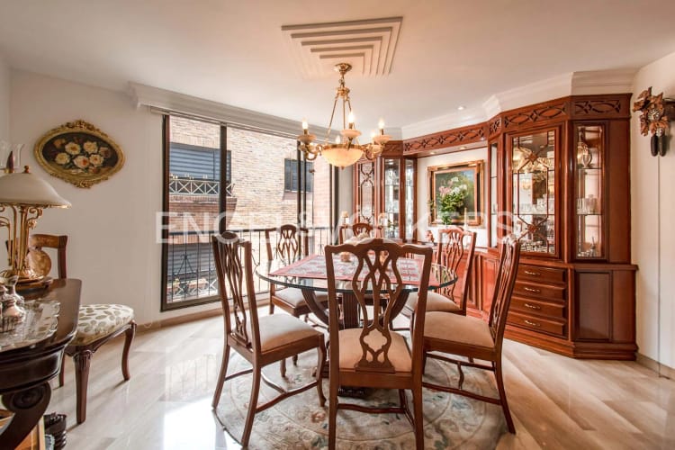 Apartamento de 5 alcobas en venta en Santa Barbara Occidental, Bogotá, 175 m² · foto 7 de 24