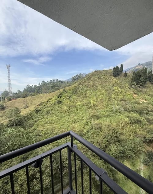 Apartamento en venta en La Tablaza, La Estrella · foto 2 de 24