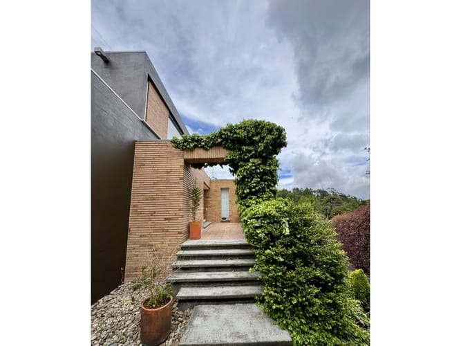 Casa de 4 alcobas en venta en La Plazuela, La Calera, 310 m² · foto 13 de 16