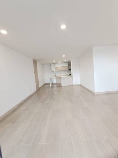Apartamento de 2 alcobas en venta en Las Lomitas, Sabaneta, 90 m² · foto 2 de 16