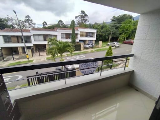 Casa de 3 alcobas en venta en Toledo, La Estrella, 250 m² · foto 2 de 23