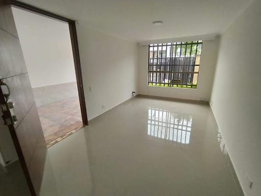 Casa de 3 alcobas en venta en Toledo, La Estrella, 250 m² · foto 3 de 23