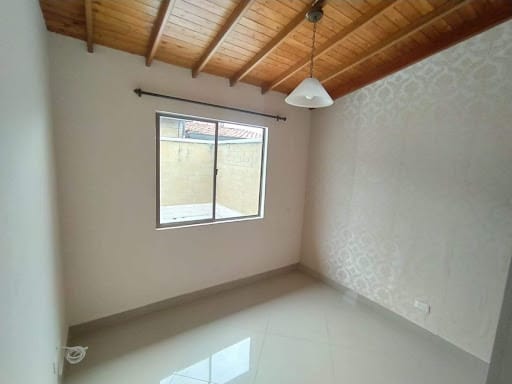 Casa de 3 alcobas en venta en Toledo, La Estrella, 250 m² · foto 23 de 23