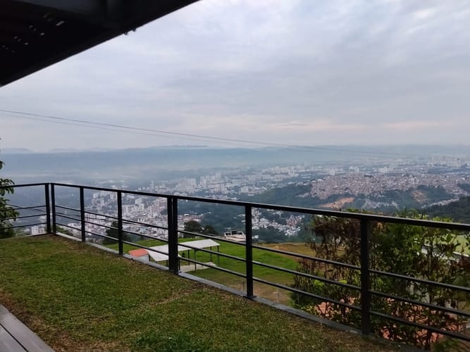 Casa de 4 alcobas en venta en Vercute, Floridablanca, 250 m² · foto 7 de 11