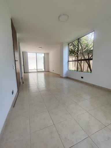 Casa de 3 alcobas en venta en Toledo, La Estrella, 128 m² · foto 2 de 19