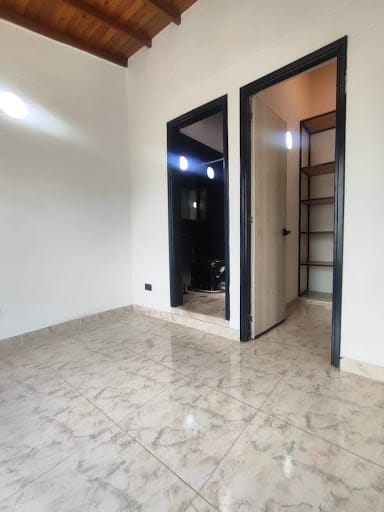 Casa de 3 alcobas en venta en Toledo, La Estrella, 128 m² · foto 15 de 19