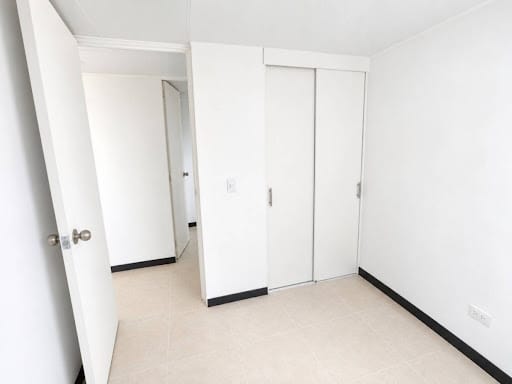 Apartamento de 3 alcobas en venta en Maria Auxiliadora, Sabaneta, 50 m² · foto 11 de 12