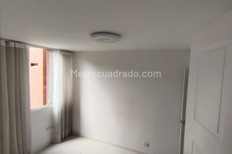Apartaestudio en venta en La Felicidad, Bogotá, 40 m² · foto 5 de 10
