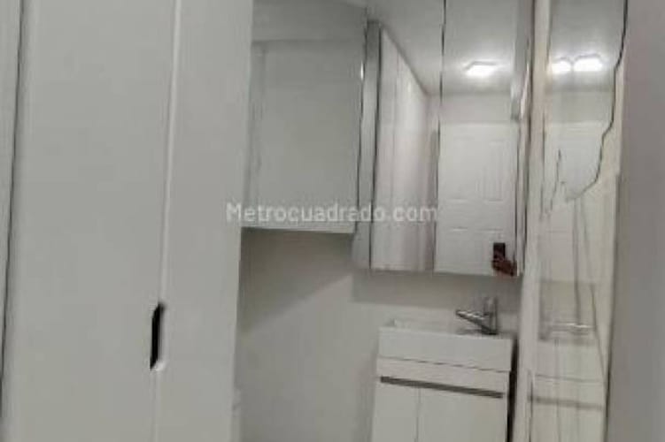 Apartaestudio en venta en La Felicidad, Bogotá, 40 m² · foto 7 de 10
