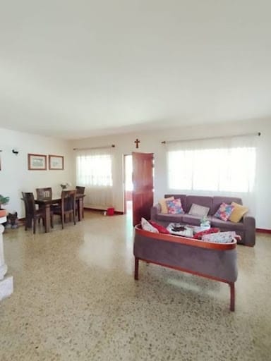 Finca en arriendo en El Salado, Envigado, 1360 m² · foto 3 de 24