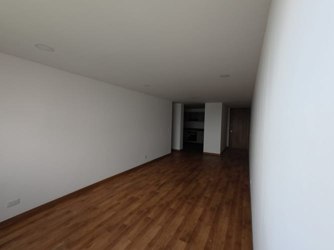 Apartamento de 2 alcobas en venta en Popular Modelo, Bogotá, 87 m² · foto 4 de 23