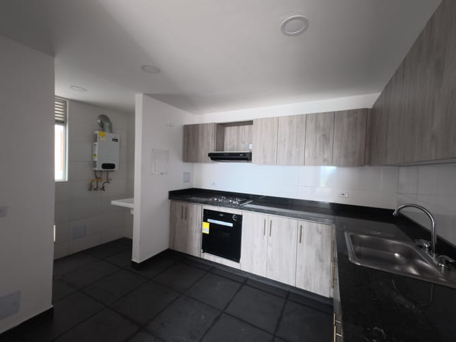 Apartamento de 2 alcobas en venta en Popular Modelo, Bogotá, 87 m² · foto 8 de 23