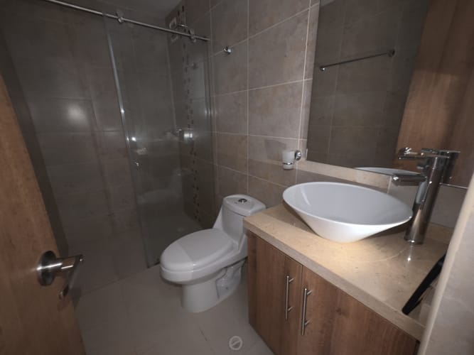 Apartamento de 2 alcobas en venta en Popular Modelo, Bogotá, 87 m² · foto 11 de 23