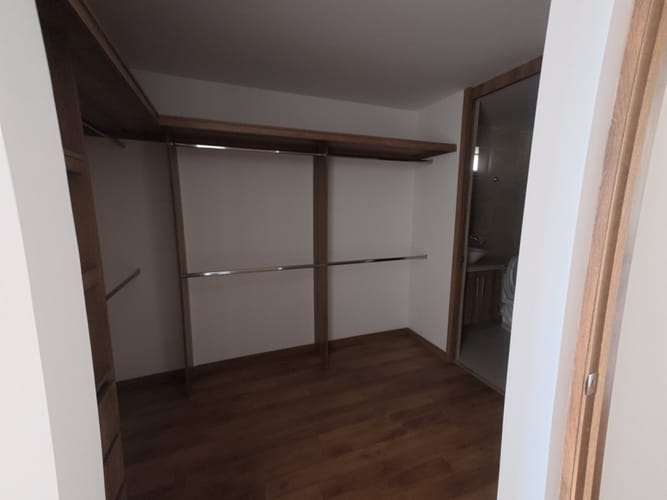 Apartamento de 2 alcobas en venta en Popular Modelo, Bogotá, 87 m² · foto 21 de 23