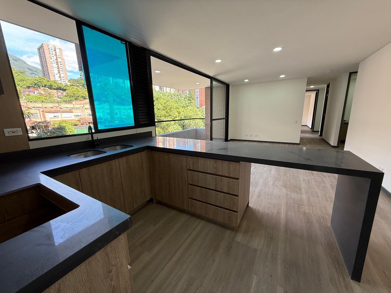 Apartamento en venta en Escobero, Envigado · foto 4 de 11