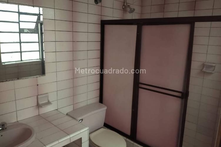 Casa de 4 alcobas en venta en Gustavo Restrepo, Bogotá, 397 m² · foto 5 de 20