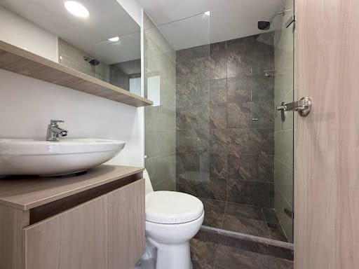 Apartamento de 3 alcobas en arriendo en Loma De San Jose, Sabaneta, 54 m² · foto 7 de 12