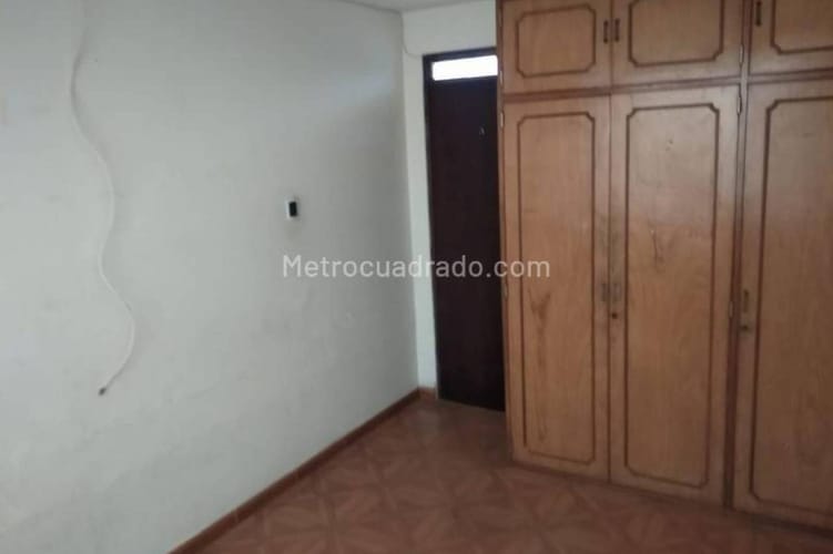 Casa de 4 alcobas en venta en Gustavo Restrepo, Bogotá, 397 m² · foto 17 de 20