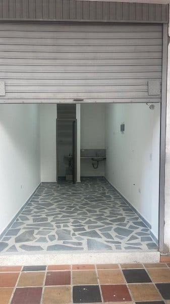 Local en arriendo en San Jose Obrero, Bello, 16 m² · foto 7 de 8