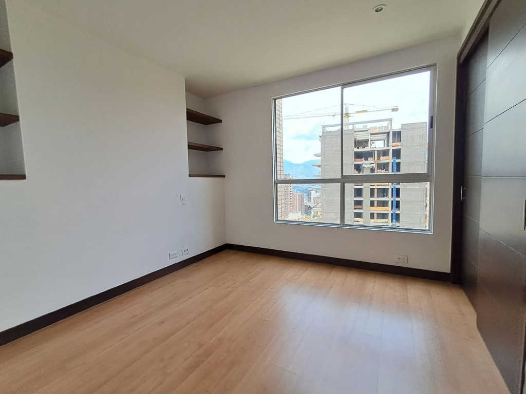 Apartamento en venta en El Poblado, Medellín · foto 19 de 24