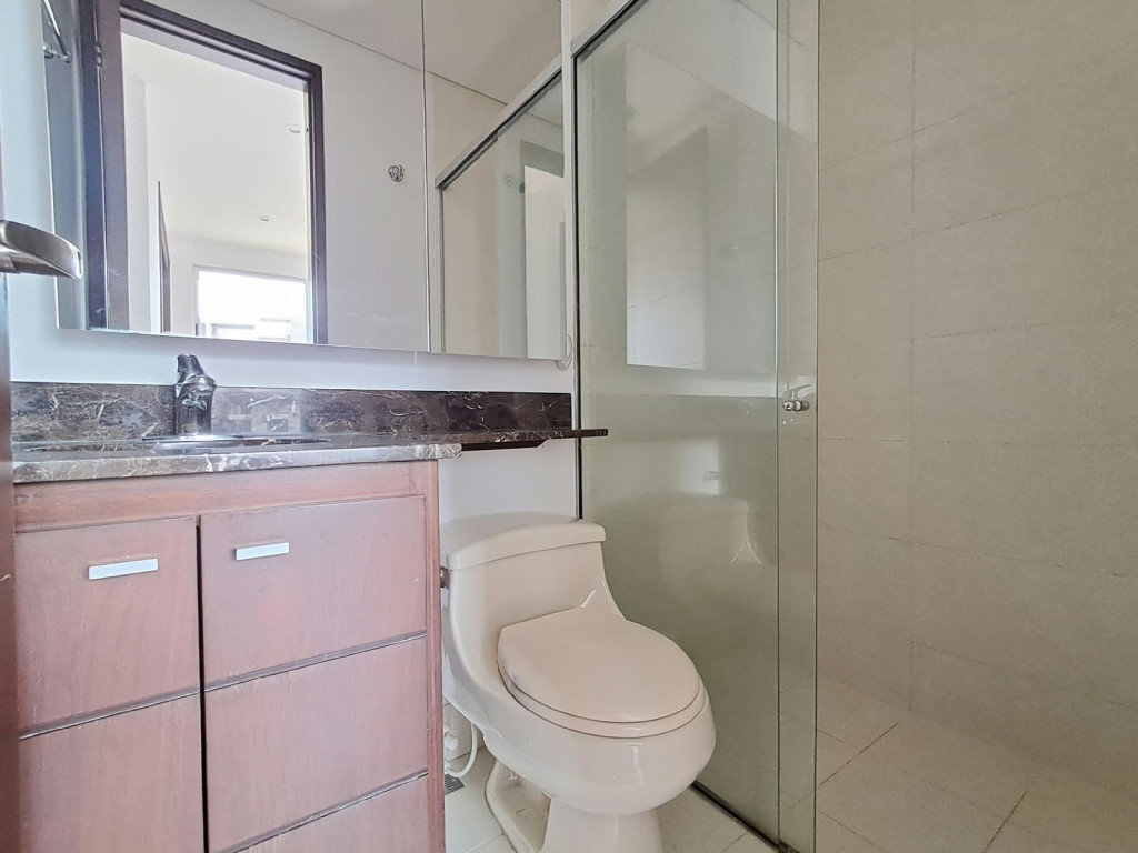 Apartamento en venta en El Poblado, Medellín · foto 20 de 24