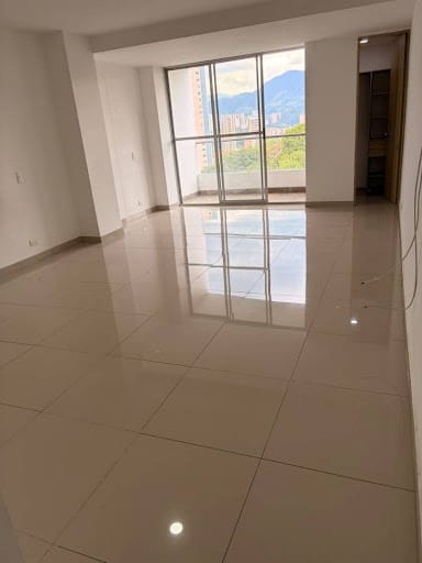 $420.000.000 en Aves Maria