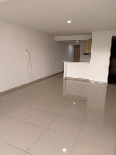 Apartaestudio en venta en Aves Maria, Sabaneta, 53 m² · foto 2 de 22