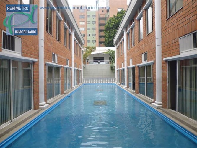Oficina en arriendo en Milla De Oro, Medellín, 25 m² · foto 11 de 14